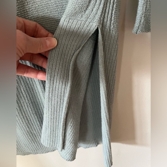 Free People light blue v neck tunic size medium - Picture 3 of 7